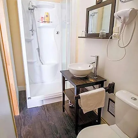 فندق مبيت وإفطار Les Gues Rivieres 3*