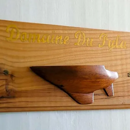 Les Gues Rivieres 3*